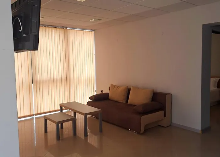 студия и за гости -жк пентагон Hotel