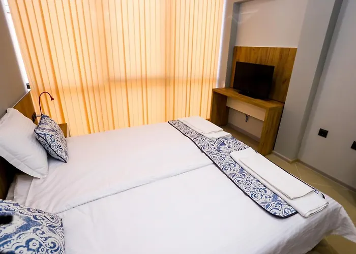 Hotel студия и за гости -жк пентагон *